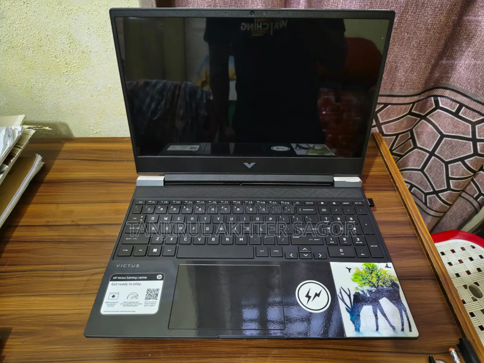 Laptop for sale, like new.