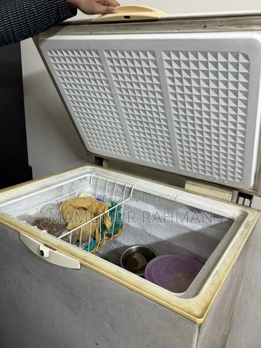 Whirlpool Freezer 285l
