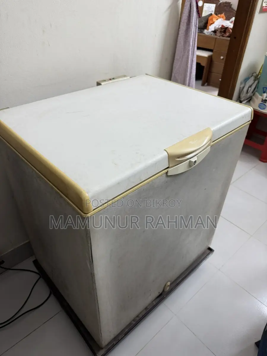Whirlpool Freezer 285l
