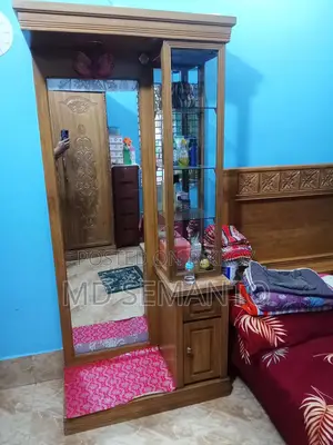 ডেশিংটেবিল