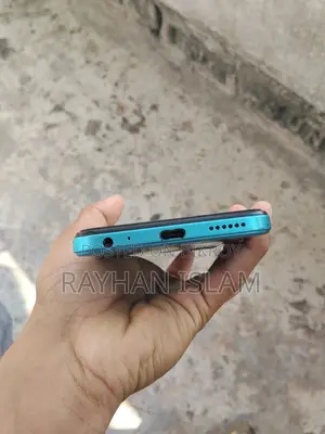 Tecno Spark Go 64 GB Blue