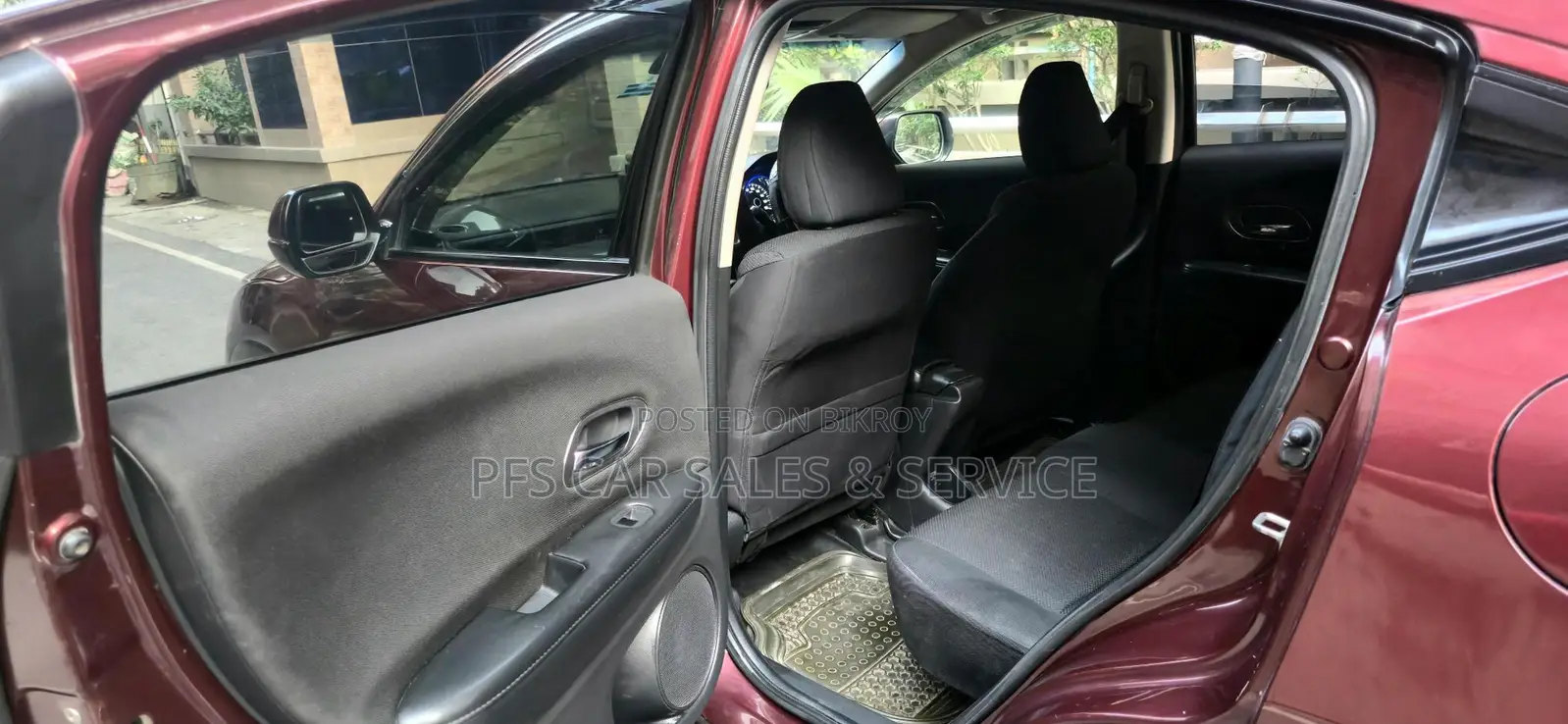 Honda Vezel 2015 Maroon