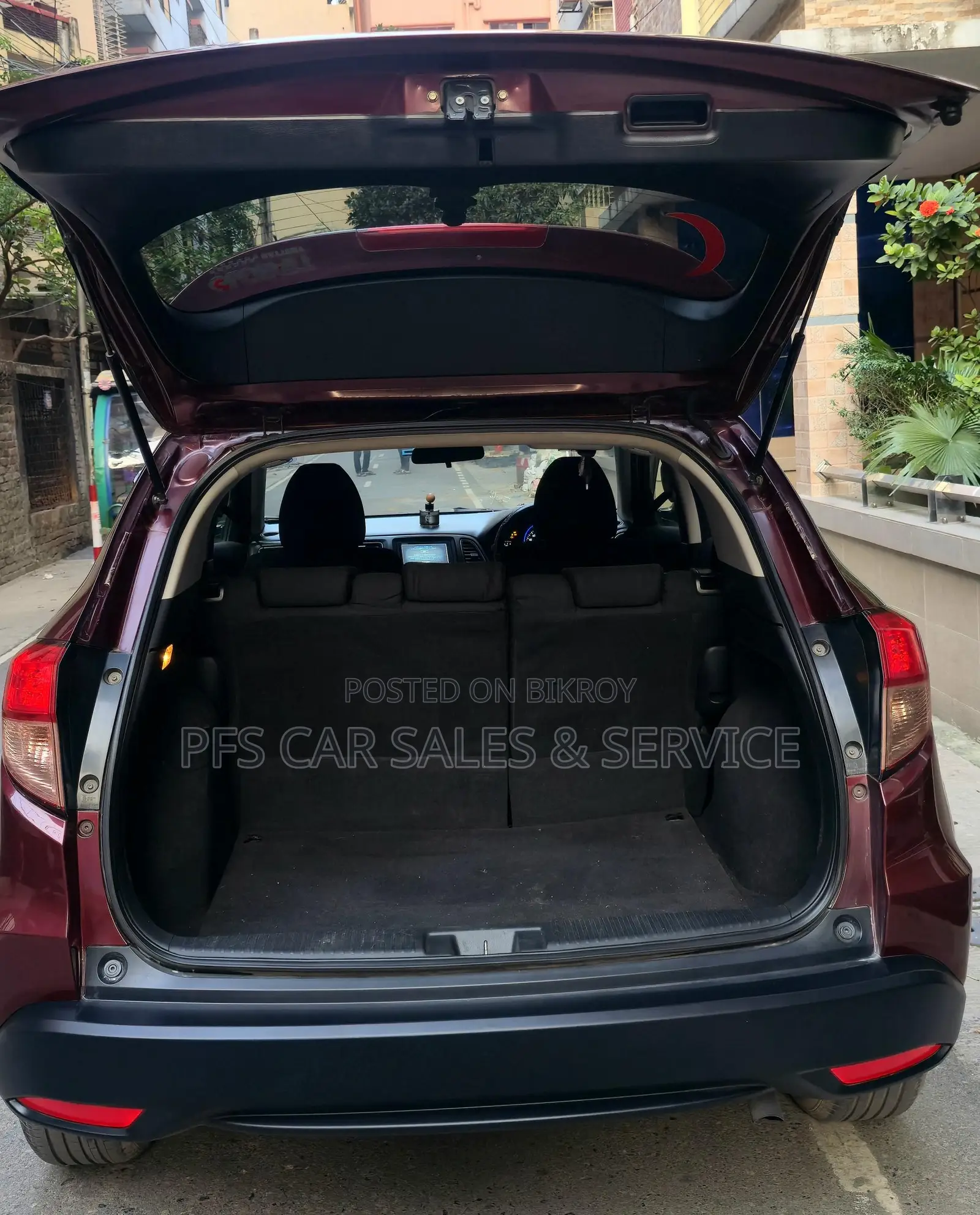 Honda Vezel 2015 Maroon
