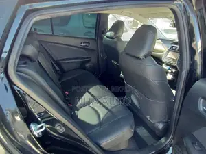 Toyota Prius S TOURING 2021