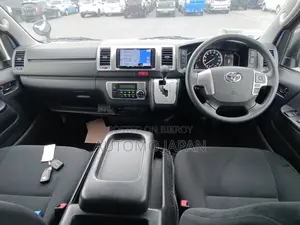 Toyota Hiace SUPER GL 2020