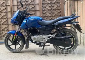 Bajaj Pulsar 150 . 2018