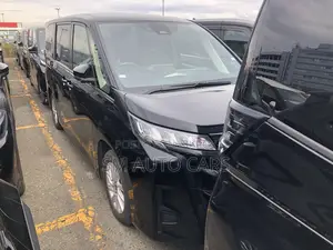 Toyota Noah Hybrid New G Black 2022