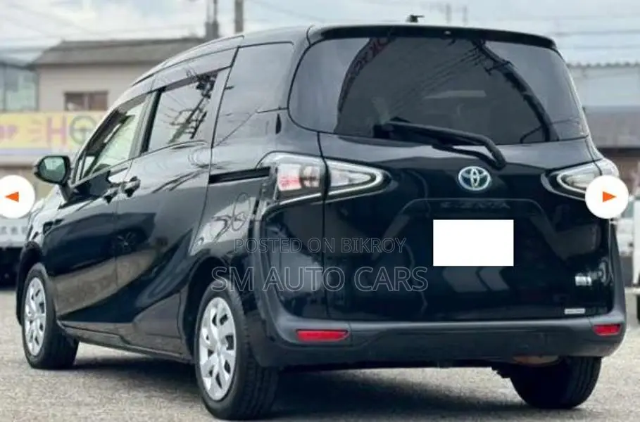 Toyota Sienta HB G Safety Black 2021