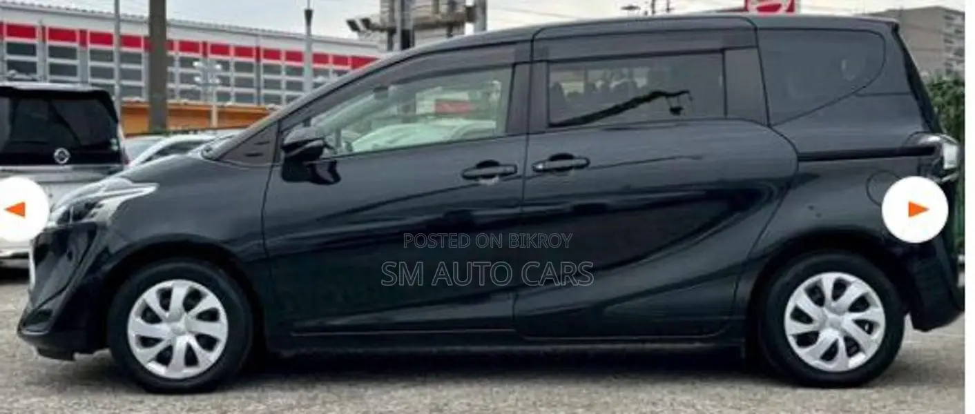 Toyota Sienta HB G Safety Black 2021