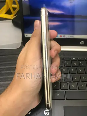 Apple iPhone 11 Pro Silver (Used)