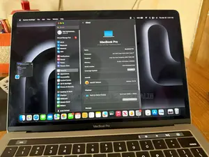 MacBook Pro (13-inch, 2017, 3.5 GHz Dual-Core Intel Core i7)