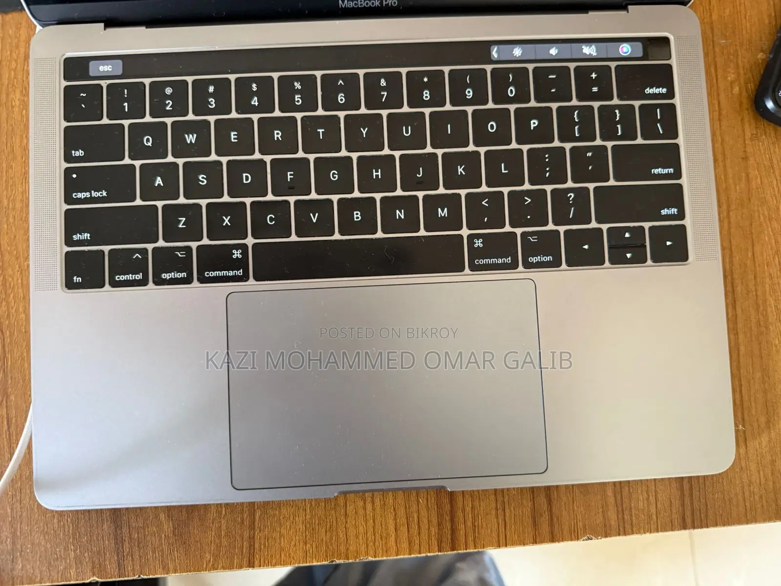 MacBook Pro (13-inch, 2017, 3.5 GHz Dual-Core Intel Core i7)