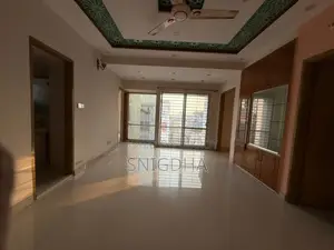 Brand New Luxurious 2100 Sq Ft Ready Flat For Sale at Niketan, Gulshan 1