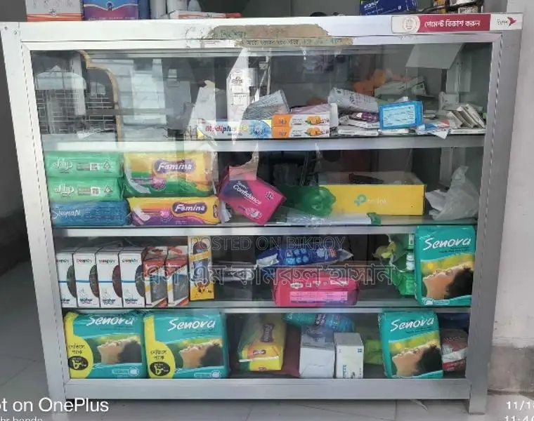 থাই গ্লাসের রেক