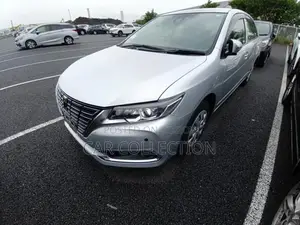 Toyota Premio F 2020