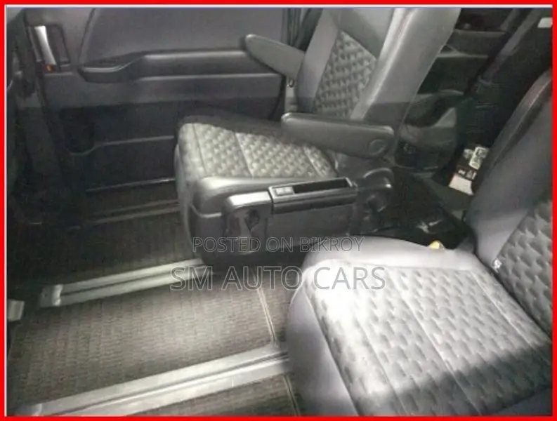 Toyota Voxy Hybrid SZ Black New 2023