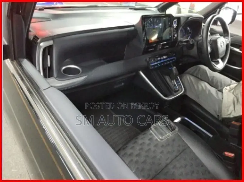 Toyota Voxy Hybrid SZ Black New 2023
