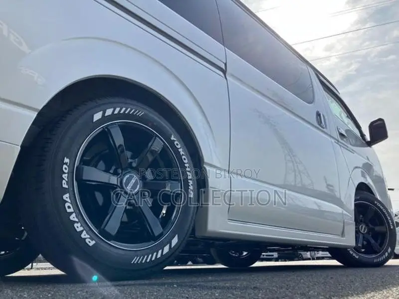 Toyota Hiace Super GL 2021