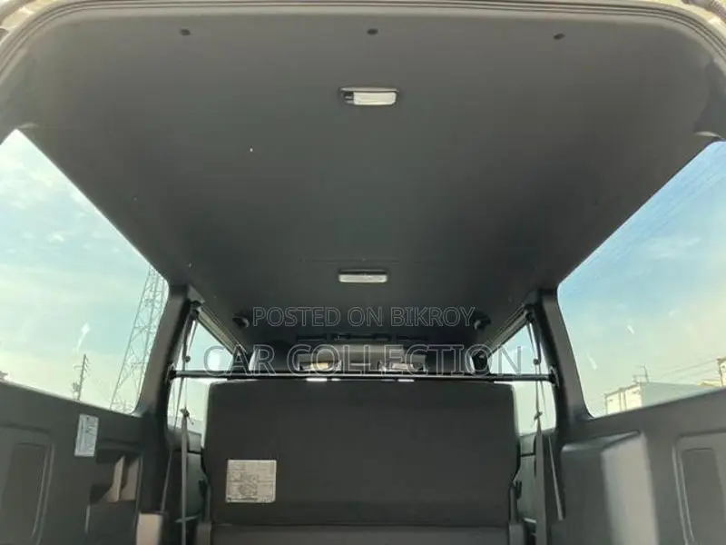 Toyota Hiace Super GL 2021