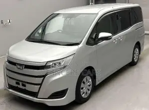 Toyota Noah X NON HYB 1DOOR PWR 2020