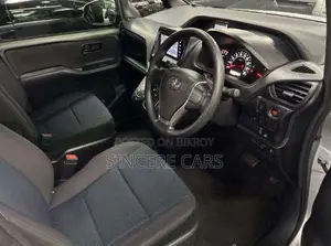 Toyota Noah X NON HYB 1DOOR PWR 2020