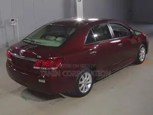 টয়োটা প্রিমিও এফ-ইএক্স ২০২১