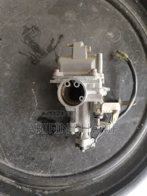 Suzuki Aayat a Carborator