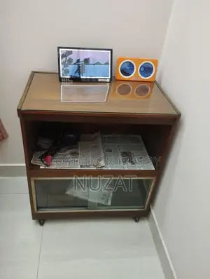 Tv trolley
