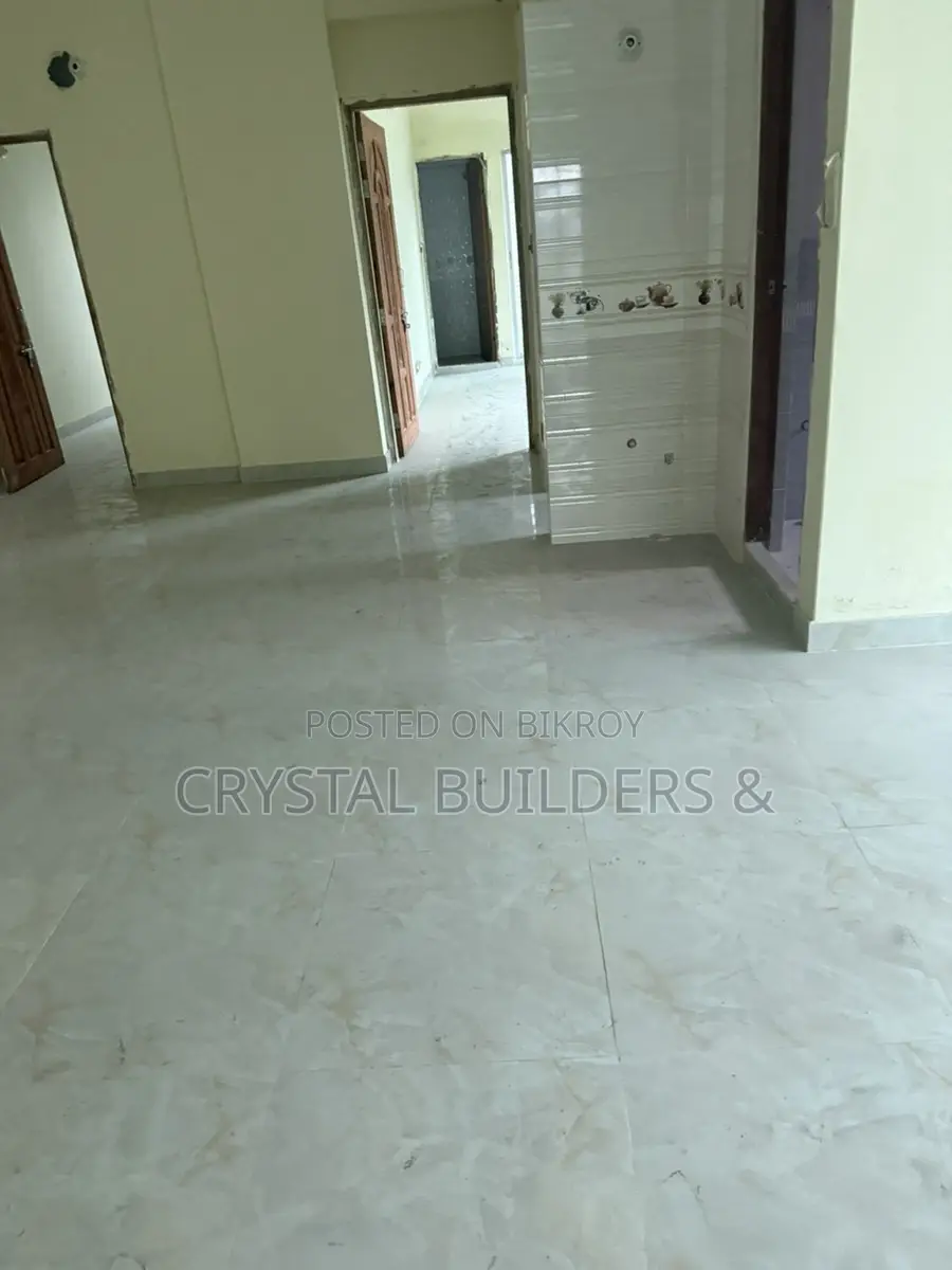 100% Ready Flat for Sale in Banasree