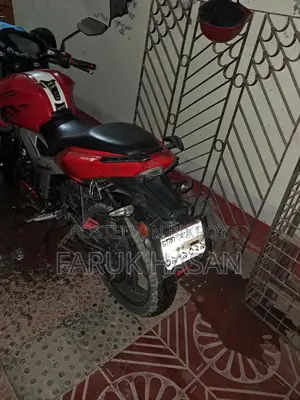 TVS Apache 160 4V 2019 Red