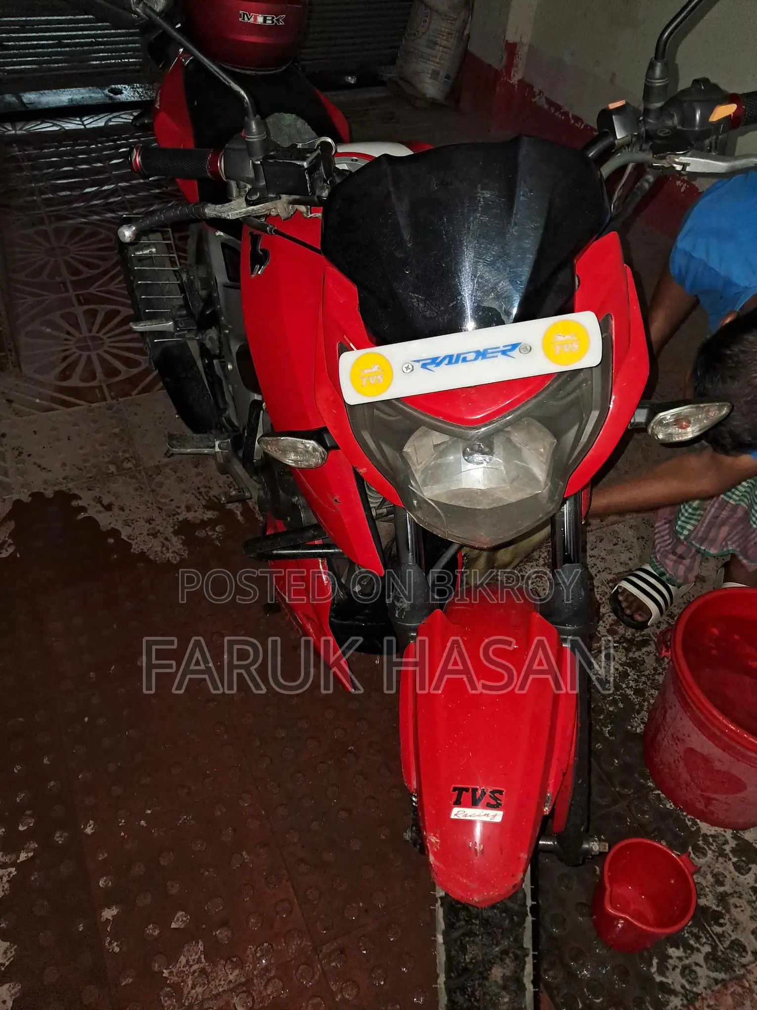 TVS Apache 160 4V 2019 Red