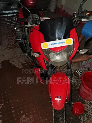 TVS Apache 160 4V 2019 Red