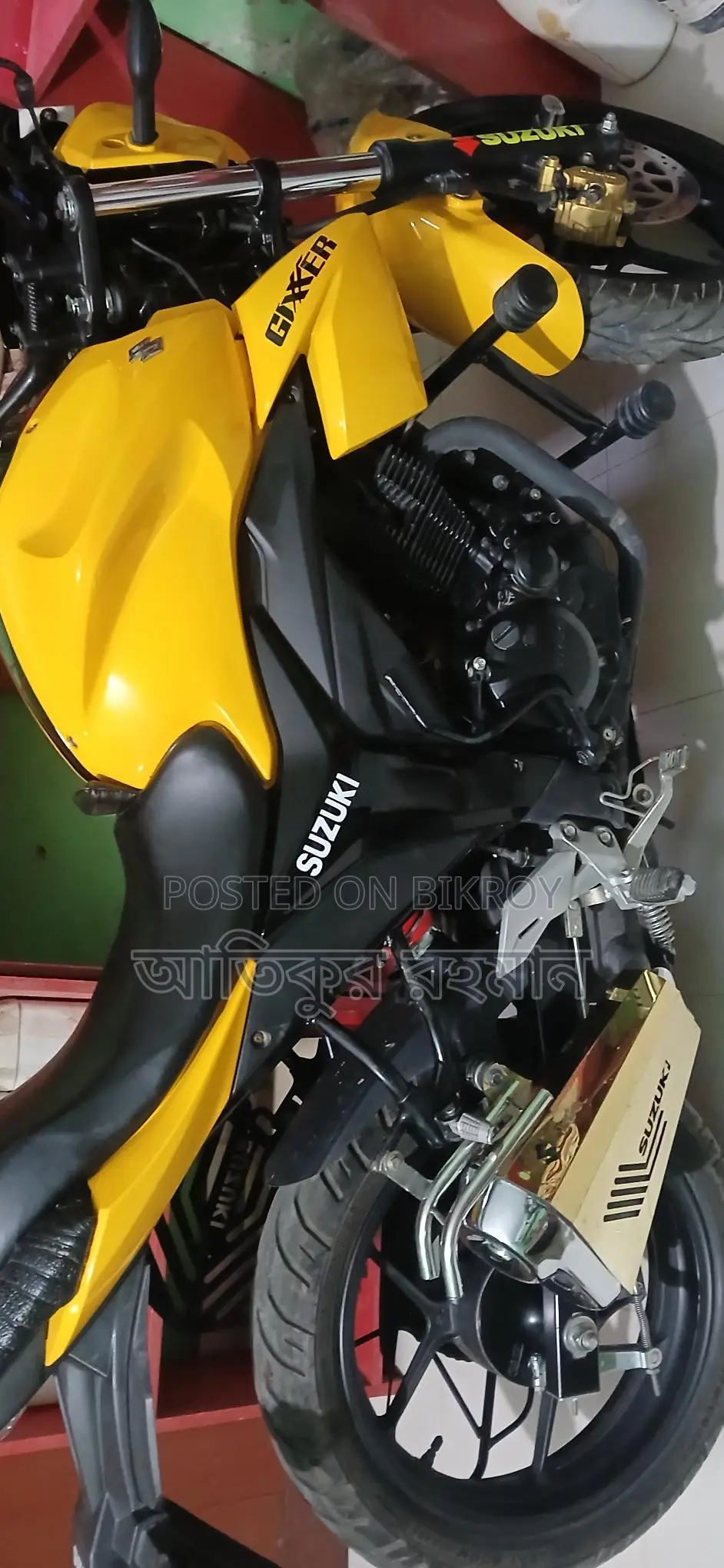 Suzuki Gixxer . 2024