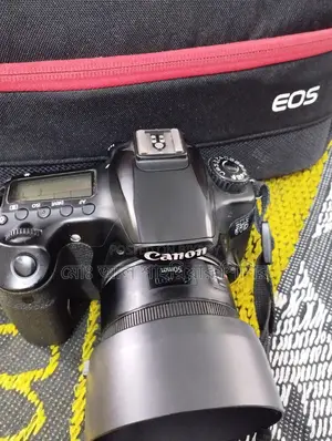 Canon 60D সাথে 50 mm লেন্স