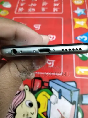 অ্যাপল আইফোন ৬ ৬৪ জিবি সিলভার