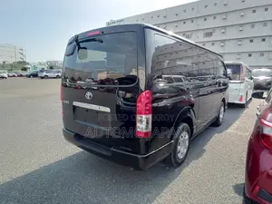 Toyota Hiace GL 2020