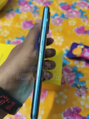 Realme C17 . (ব্যবহৃত)