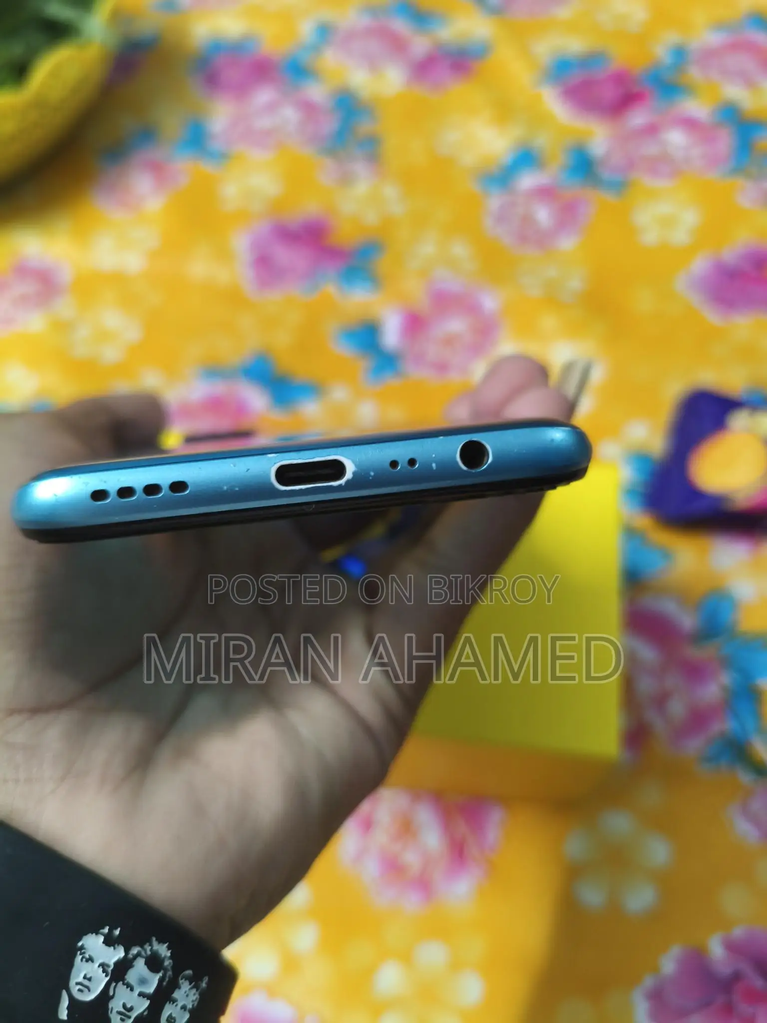 Realme C17 . (ব্যবহৃত)
