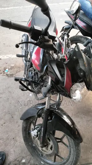 Bajaj Discover 125 . ২০২২