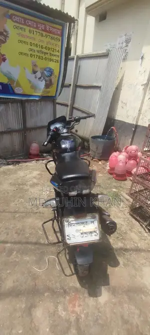 Bajaj Pulsar 150 . 2018