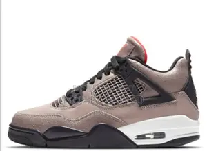 Nike Air Jordan 4