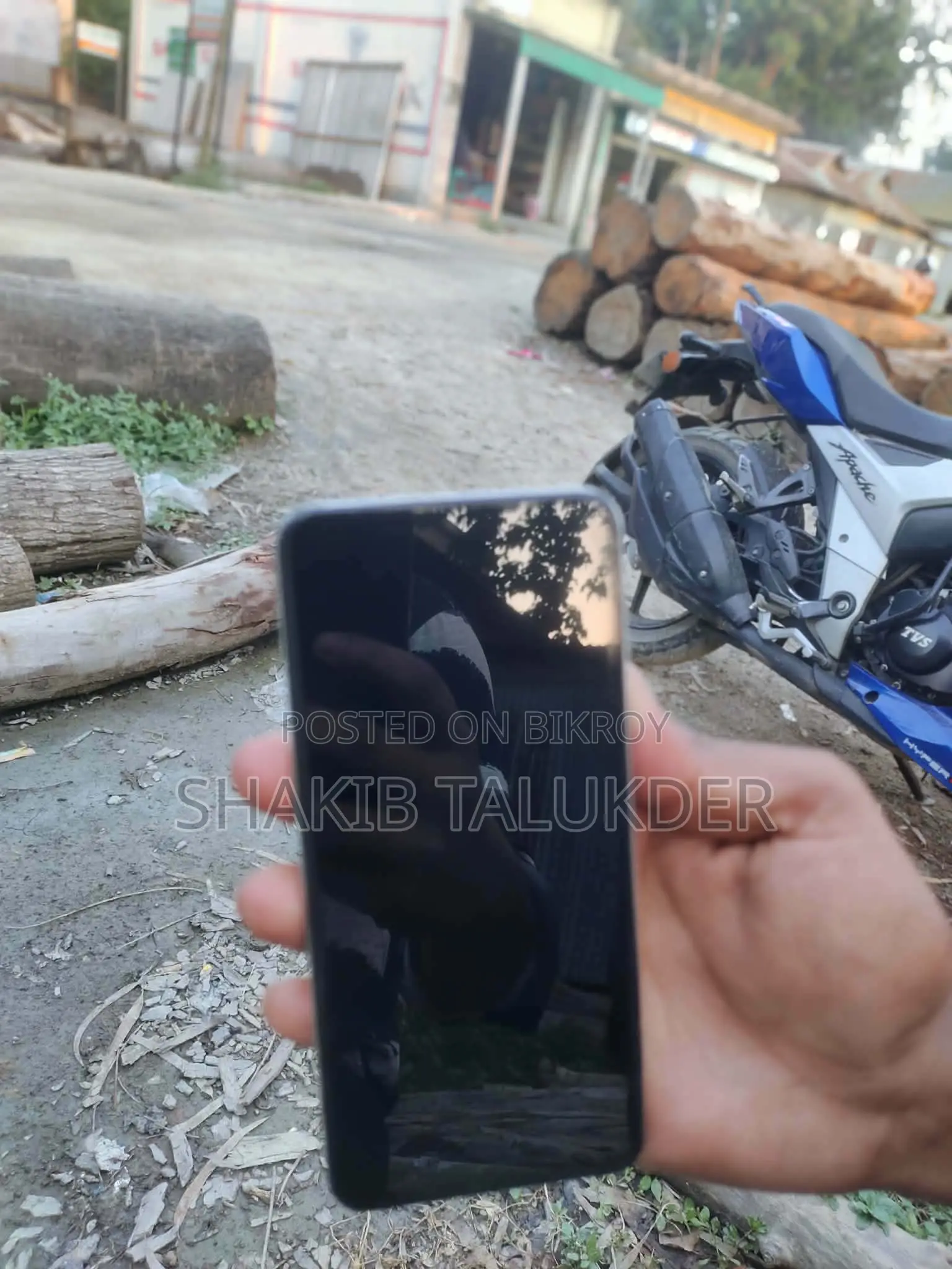 Vivo V25e (Used)