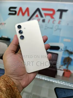 Samsung Galaxy S24 8 256 (Used)