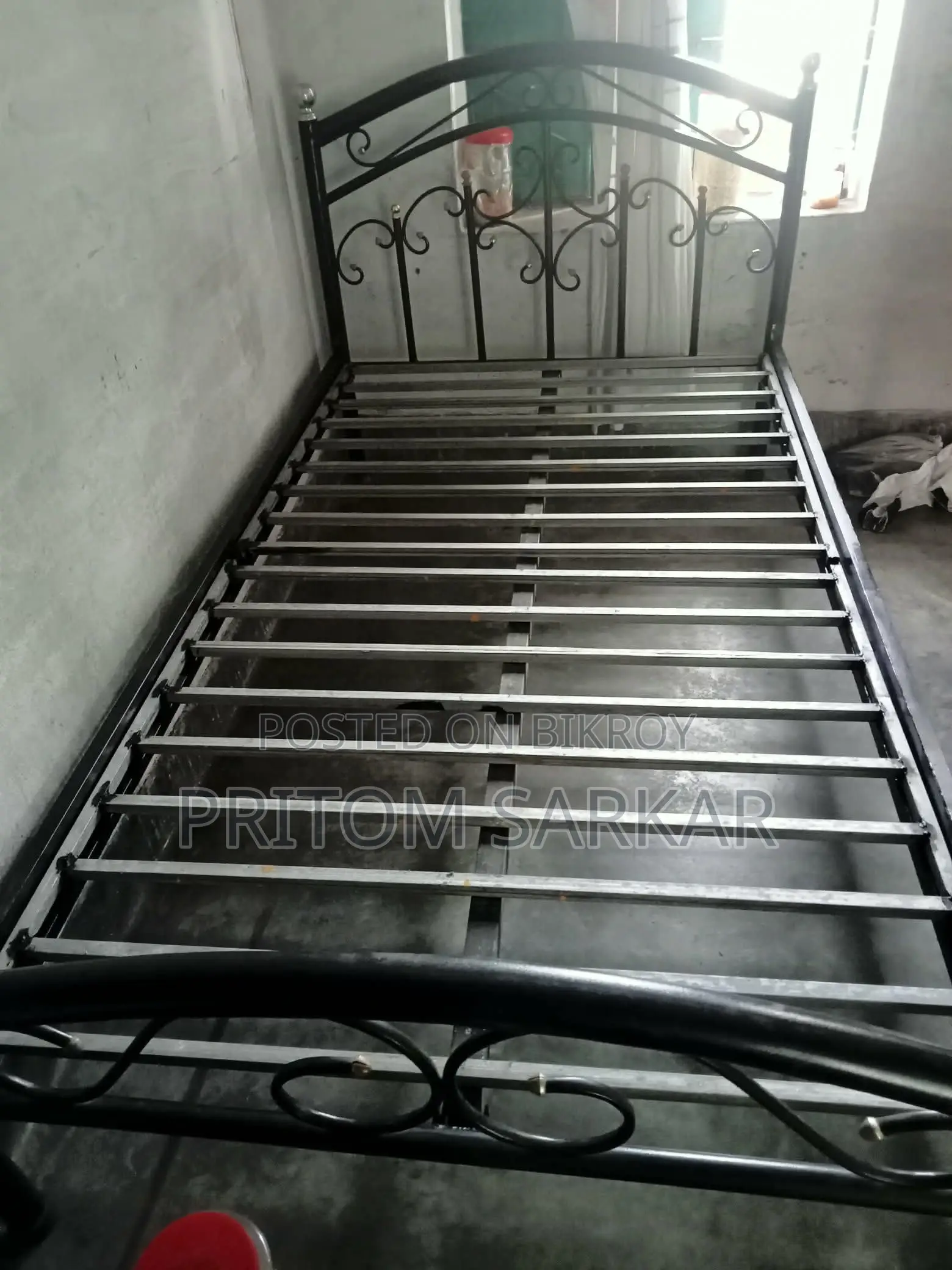 স্টিলের সেমিডাবল খাট + জাজিম