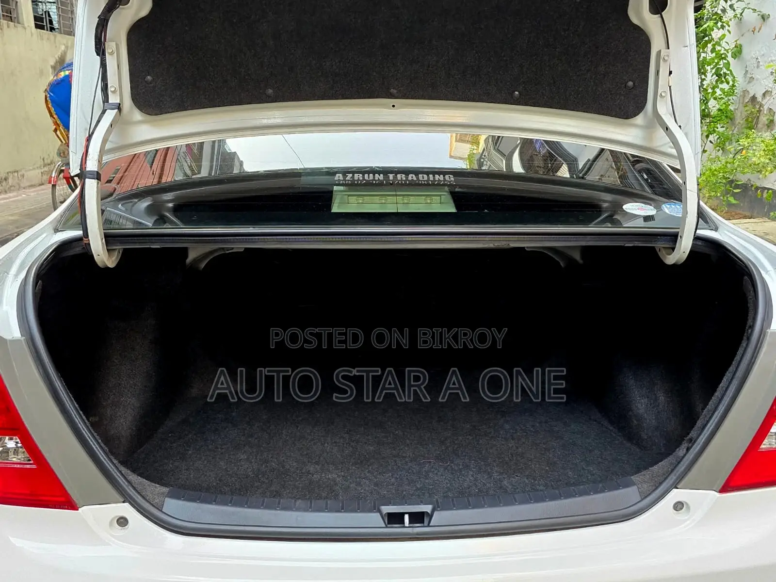 Toyota Axio X Octane Drive 2012