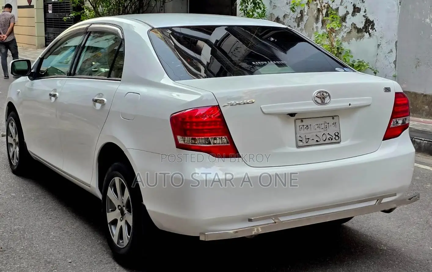 Toyota Axio X Octane Drive 2012