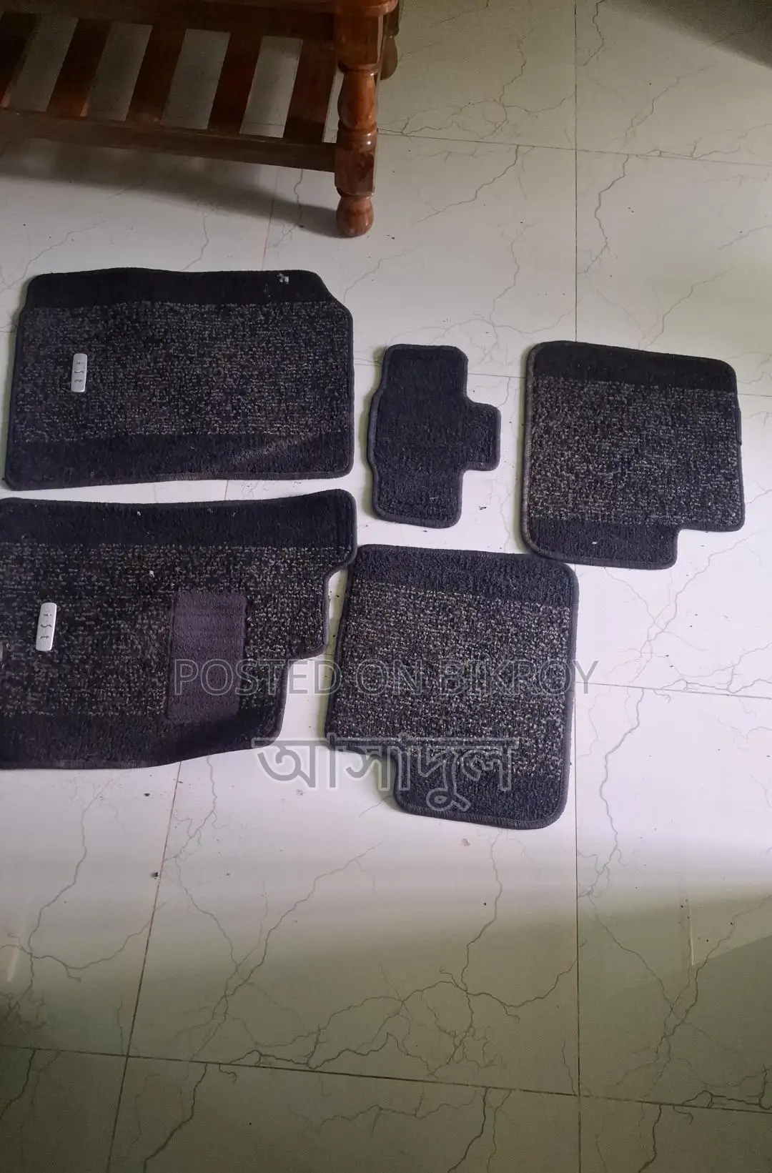 Toyota Ist Original Floor Carpet