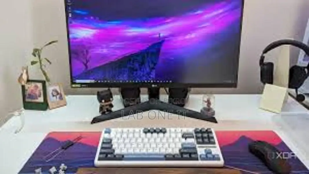 Best offer core i3 3th gen DDR3 4gb 19" led moth H61 ssd128