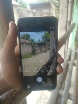 Apple iPhone 11 Pro Max . (Used)