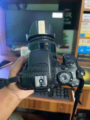 ক্যানন ৭০০ডি